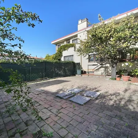 La Casa Dei Libri